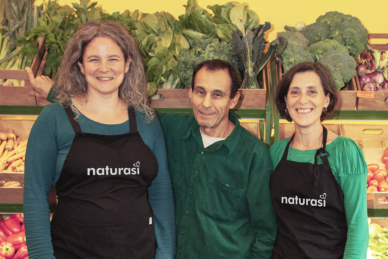 Llàtzer, Yolanda y Eva, propietarios de NaturaSì Ceres Natural