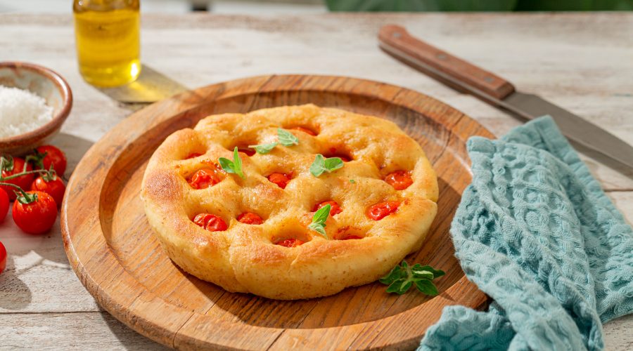 Focaccia d’estiu amb tomàquets cherry