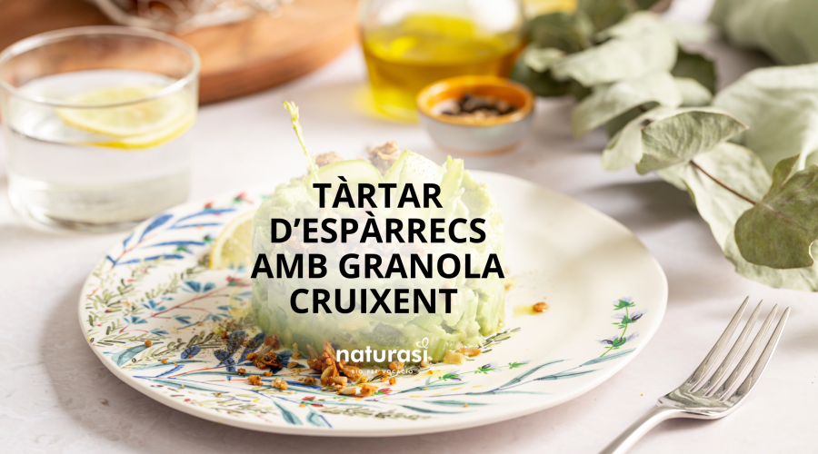 Recepta: TÀRTAR D’ESPÀRRECS AMB GRANOLA CRUIXENT